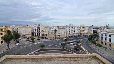 Cádiz, la capital andaluza con menos habitantes tras más de 40 años de caída demográfica
