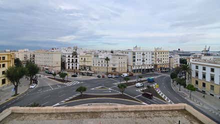 Cádiz, la capital andaluza con menos habitantes tras más de 40 años de caída demográfica