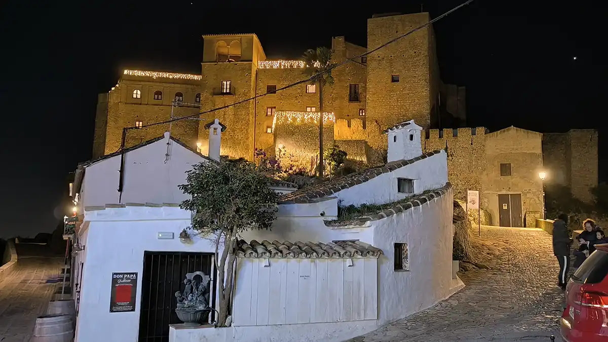 El pueblo más “espectacular“ de España para Viajar está en Cádiz
