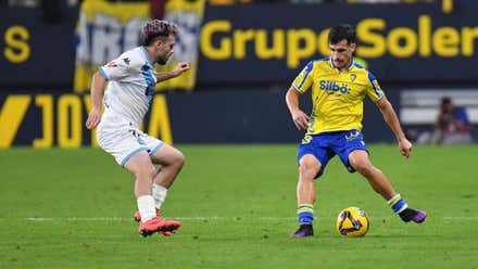 La crónica de Vera Luque del Cádiz CF-Deportivo (2-4): Del deporte también se sale, decían