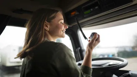 Soluciones innovadoras de aparcamiento para camiones