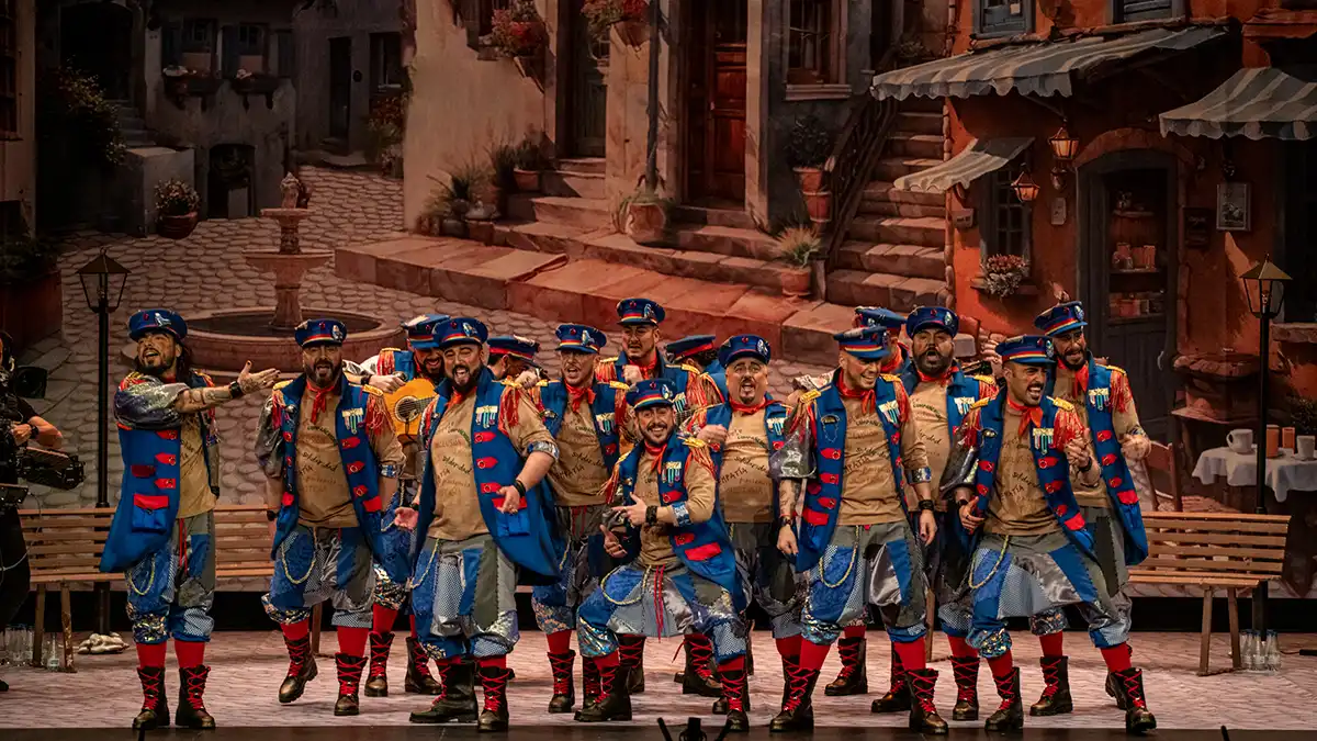 Comparsa 'El gran comandante' en el Gran Teatro Falla