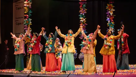 La chirigota 'Los hermanos del buen fin' en el Gran Teatro Falla