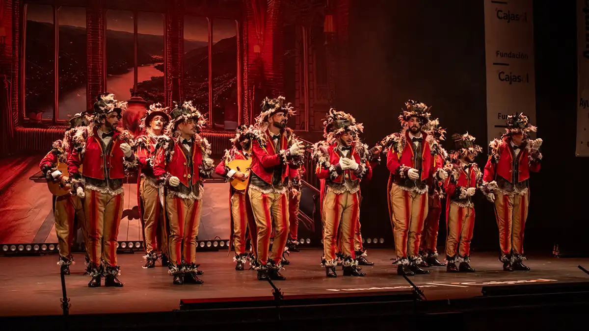 Comparsa 'Los plumeritos'