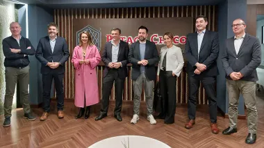 Petaca Chico amplía su producción en la Zona Franca de Cádiz