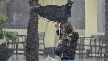 Cádiz, en alerta amarilla por lluvias para recibir los regalos de los Reyes Magos