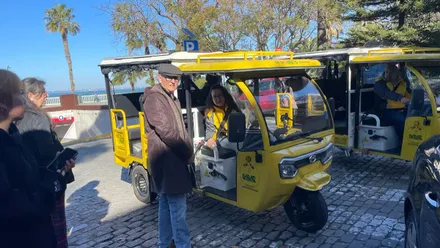 ¿Has oído hablar de los tuktuks de Tailandia? Han llegado a Cádiz
