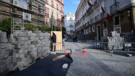 Cádiz se transforma en el Londres victoriano para el rodaje de ‘Young Sherlock’