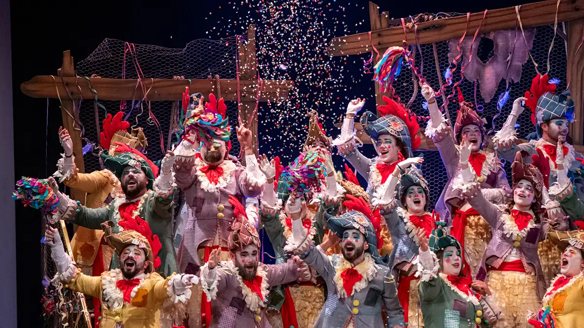 El coro 'El gallinero' en el Gran Teatro Falla
