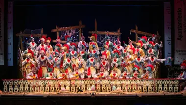 El coro 'El gallinero' en el Gran Teatro Falla