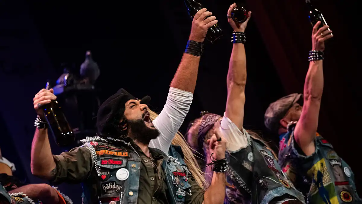 La chirigota 'Los butaneros, chirigota de CAICDC' en el Gran Teatro Falla