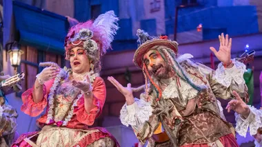 La comparsa 'Las ratas' en el Gran Teatro Falla