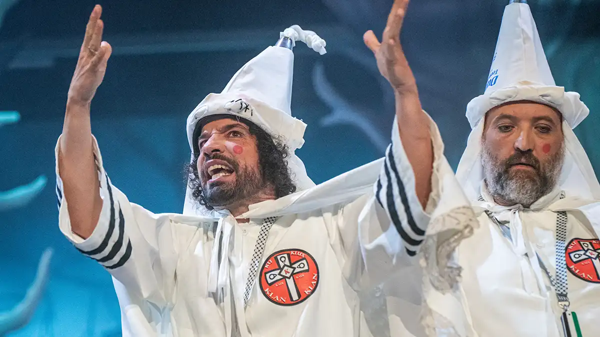 'La resistencia' no tuvo reparos en sus letras en una entretenida primera sesión de semifinales del COAC 2025