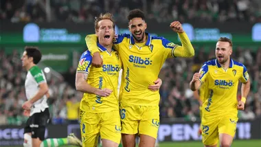 Cádiz FC vs. Racing Club: ¿Podrá el modesto triunfar en La Liga?