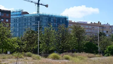 IU Cádiz lleva a Antifraude la venta de suelo municipal a una empresa vinculada al marido de la concejala de Vivienda