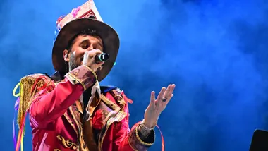 El cantante Antoñito Molina, pregonero del Carnaval de Cádiz