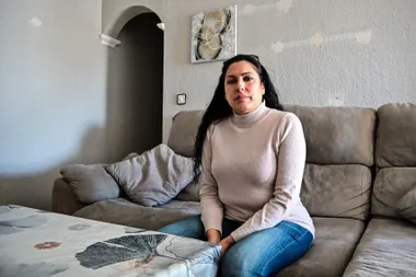 La paradoja de Tamara: el Ayuntamiento de Cadiz la reconoce como vulnerable, pero la desahucian de un piso de Procasa