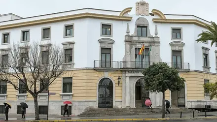 Condenado a 7 años de cárcel por violar a una Erasmus en Cádiz
