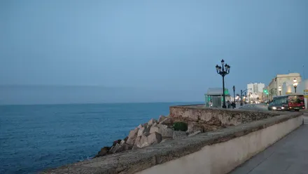 Vuelve el viento de Levante a Cádiz a la espera de la llegada de nuevas lluvias