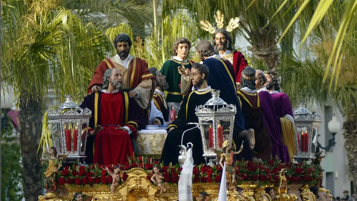 Horarios e itinerarios del Domingo de Ramos 2025 en Cádiz: guía de una jornada esperada, marcada por la incertidumbre meteorológica