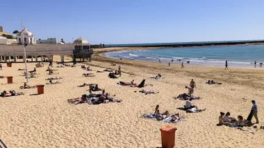 Nivel rojo por radiación ultravioleta este fin de semana en Cádiz