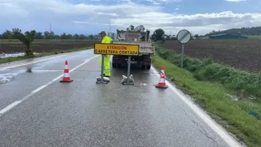 Ocho carreteras afectadas en Cádiz por Jana: seis cortadas y dos en las que hay que circular con precaución
