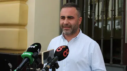 El delegado de Juventud, fede Díaz, durante una irueda de prensa.