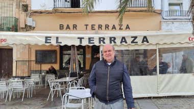 La semi jubilación de Pelayo y el traspaso “bueno para Cádiz” del Bar Terraza