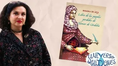 La autora Rosana de Aza junto a su libro, destaca los tonos color pastel tierra.