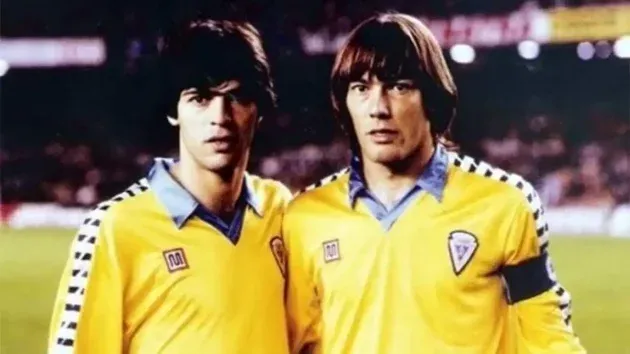 Dos ex cadistas, entre los futbolistas con más descensos de Primera División