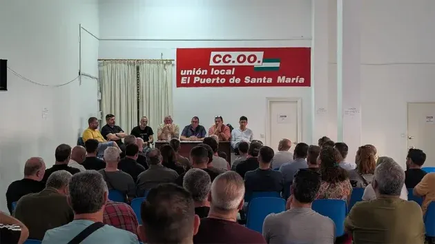 Momento de la asamblea de CCOO en El Puerto. 