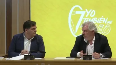 Rafael Contreras y Manuel Vizcaíno, vicepresidente y presidente del Cádiz CF, respectivamente. en la rueda de prensa