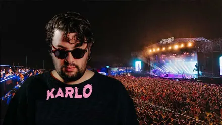 Karlo a la izquierda y a la derecha en escenario del CMF.