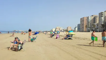Playa de la Victoria en la mañana del domingo 8 de junio