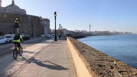 El final de la ola de calor en Cádiz llega con su día más duro: máximas por encima de los 40 ºC