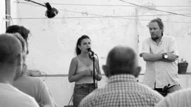 Música de cantautor, poesía y teatro en una nueva edición del Escaparate Poético este sábado en Cádiz