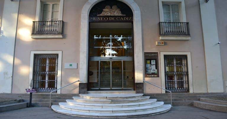 Adapta tus planes a una Semana Santa con lluvia. Ideas de qué hacer en Cádiz mientras llueve