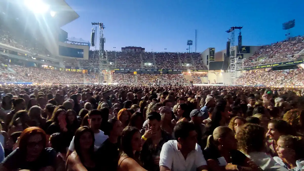 Espectacular imagen de estadio Nuevo Mirandilla a reventar de público. 
