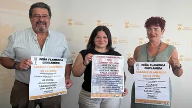 Susana Rivas junto a Paco Mariscal y Pepi Ruiz en la presentación del ciclo de flamenco.