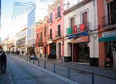 Mueren tres miembros de una familia en Sevilla cuyo sustento era comida caducada
