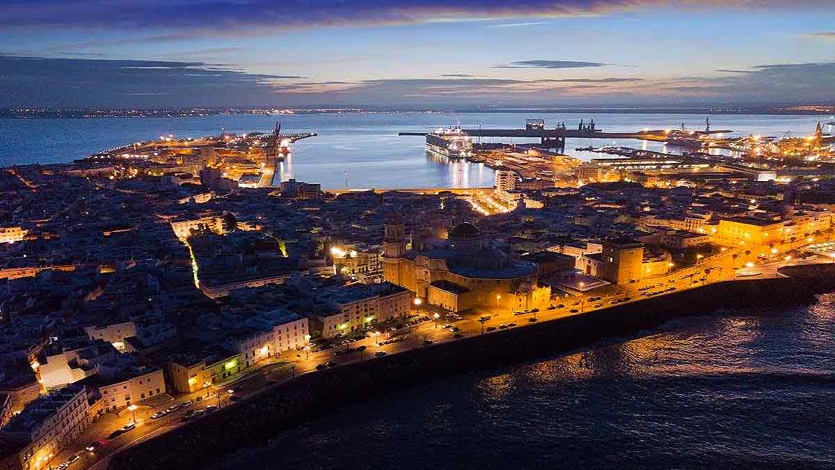 Hum en Cádiz