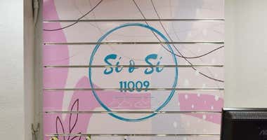 Dos antiguas empleadas de Anabel Modas transforman la tienda de Santo Tomás en 'Sí o sí 11009'