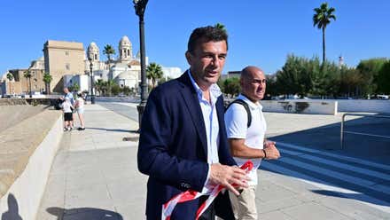 Bruno García evita mojarse sobre la posibilidad de cortarle el agua a los pisos turísticos ilegales en Cádiz