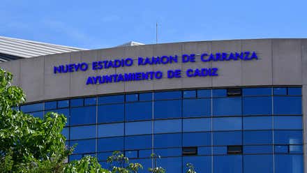 El parto del (re) cambio de nombre del Estadio del Cádiz CF