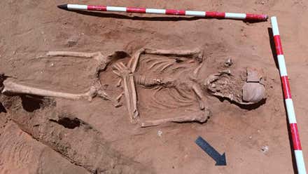 Aparecen nuevos enterramientos fenicios y romanos en el solar de Marques de Coprani en Cádiz