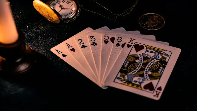 High Low Card Game (Hi-Lo): el juego de la carta más alta