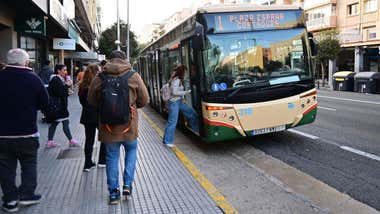 Adelante critica la “falta de previsión y de gestión“ del Ayuntamiento de Cádiz con el mantenimiento de la bonificación del bonobús