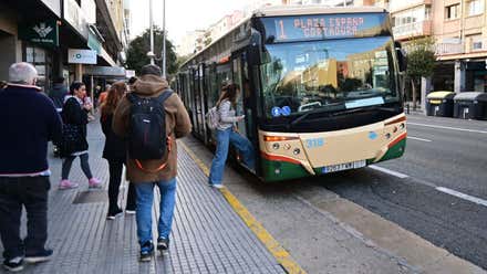 Adelante critica la “falta de previsión y de gestión“ del Ayuntamiento de Cádiz con el mantenimiento de la bonificación del bonobús