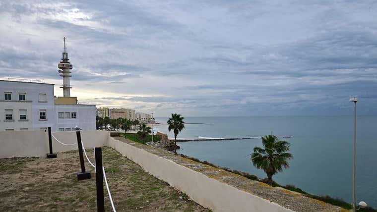 Cádiz tendrá un fin de semana estable tras las alertas por lluvia y tormentas, según la Aemet