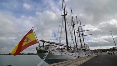 Elcano está atracado en el muelle Ciudad de Cádiz. Foto: Archivo